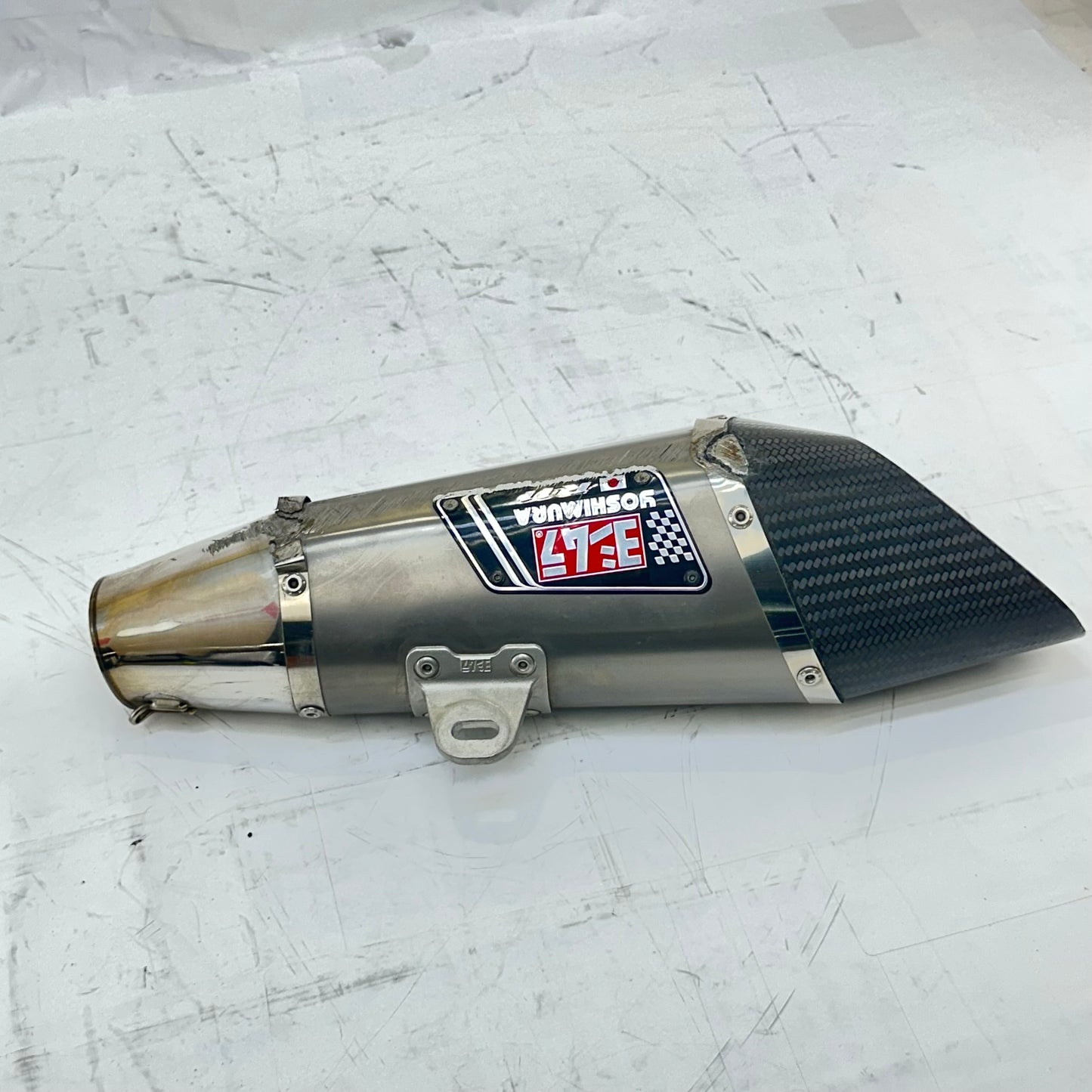 2011 - 2026 SUZUKI GSXS 600 GSXR 750 EXHAUST MUFFLER PIPE YOSHIMURA *SCUFFED*