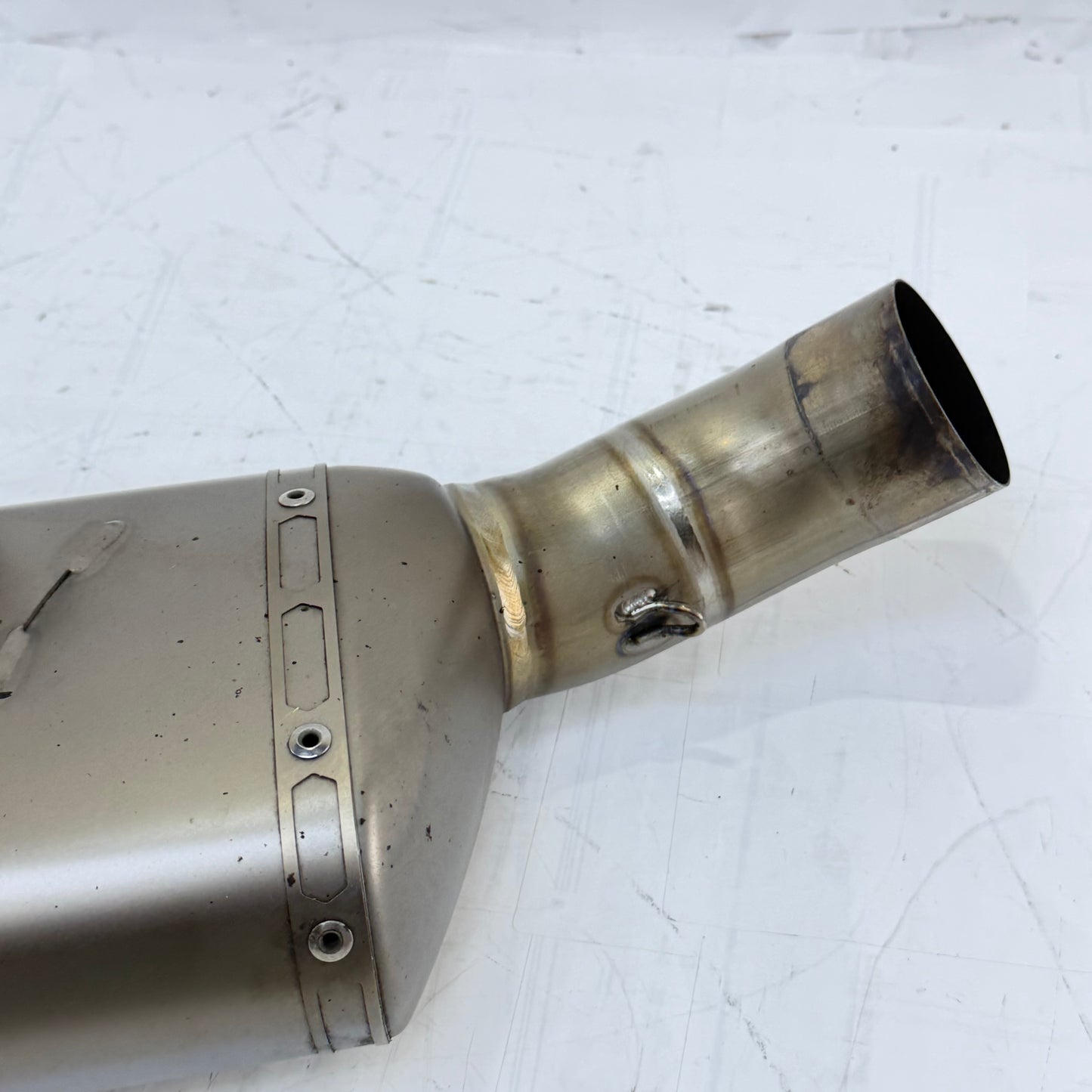 2014 - 2016 KTM 1290 SUPER DUKE R EXHAUST MUFFLER PIPE HEADER MANIFOLD AKRAPOVIC