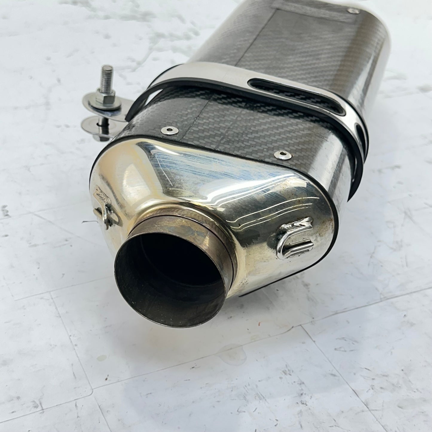 2011 - 2026 SUZUKU GSXR 600 GSXR 750 EXHAUST MUFFLER PIPE YOSHIMURA *SCUFFED*