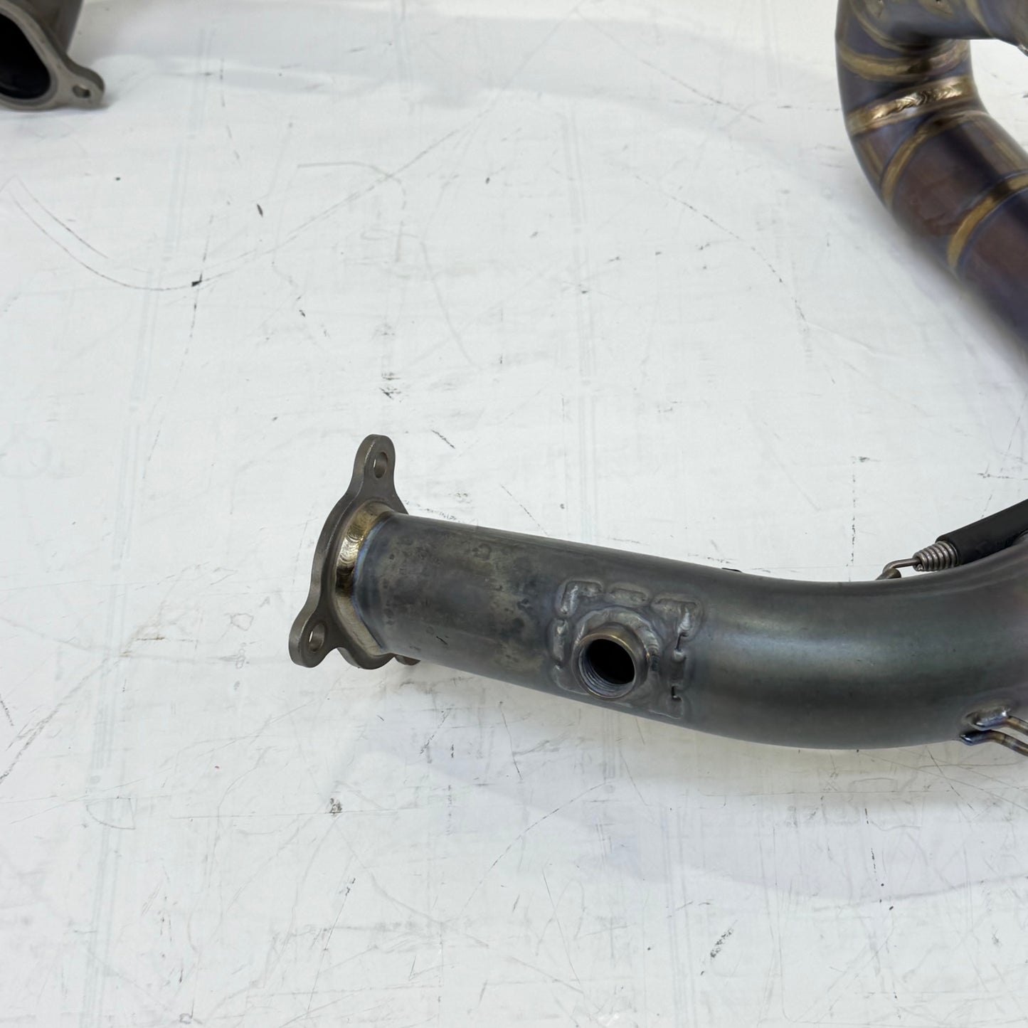 2014 - 2016 KTM 1290 SUPER DUKE R EXHAUST MUFFLER PIPE HEADER MANIFOLD AKRAPOVIC