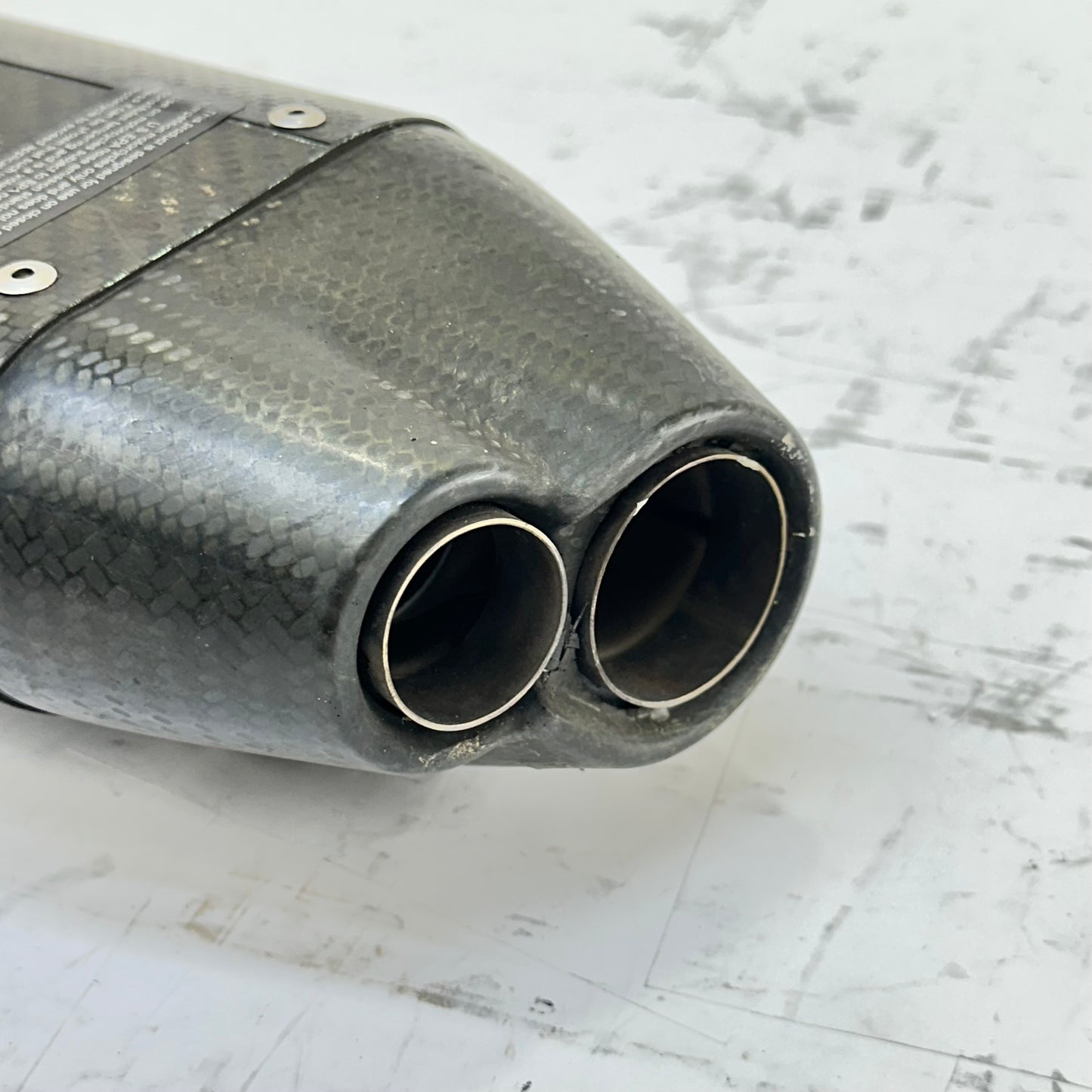 2011 - 2026 SUZUKU GSXR 600 GSXR 750 EXHAUST MUFFLER PIPE YOSHIMURA *SCUFFED*