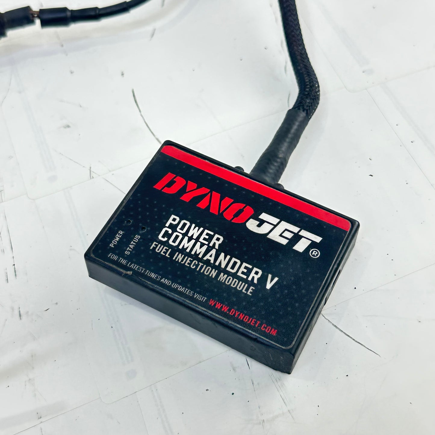 1999 - 2007 SUZUKI HAYABUSA FUEL INJECTION MODULE POWER COMMANDER V DYNOJET