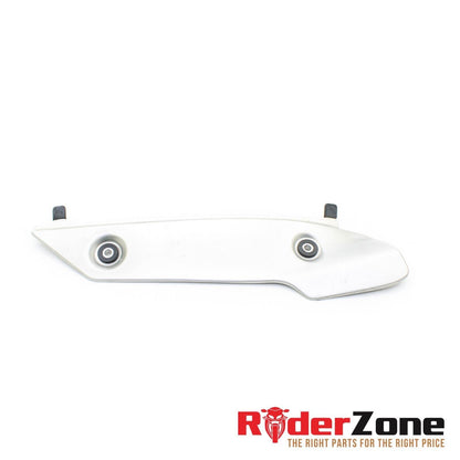 2015 - 2019 YAMAHA YZF R1 BEZEL COVER LEFT FAIRING COVER FAIRING SILVER OEM