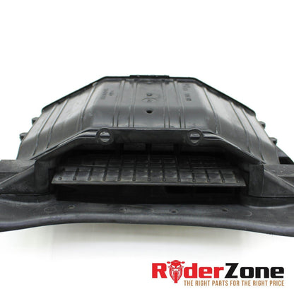 2004 2005 HONDA CBR1000RR RAM AIR DUCT INTAKE TUBE STOCK CENTER FLOW STOCK