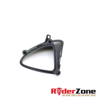 2006 2007 HONDA CBR1000RR SUBFRAME COVER COWL AIR DUCT INTAKE BLACK STOCK