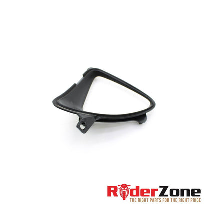 2006 2007 HONDA CBR1000RR SUBFRAME COVER COWL AIR DUCT INTAKE BLACK STOCK