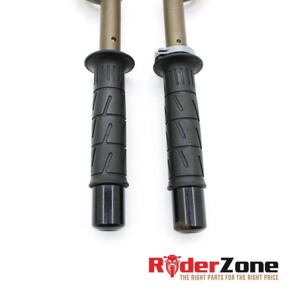2005 2006 KAWASAKI NINJA ZX6R HANDLEBAR SET CLIP ON PAIR GRIP BARS LEFT RIGHT OE