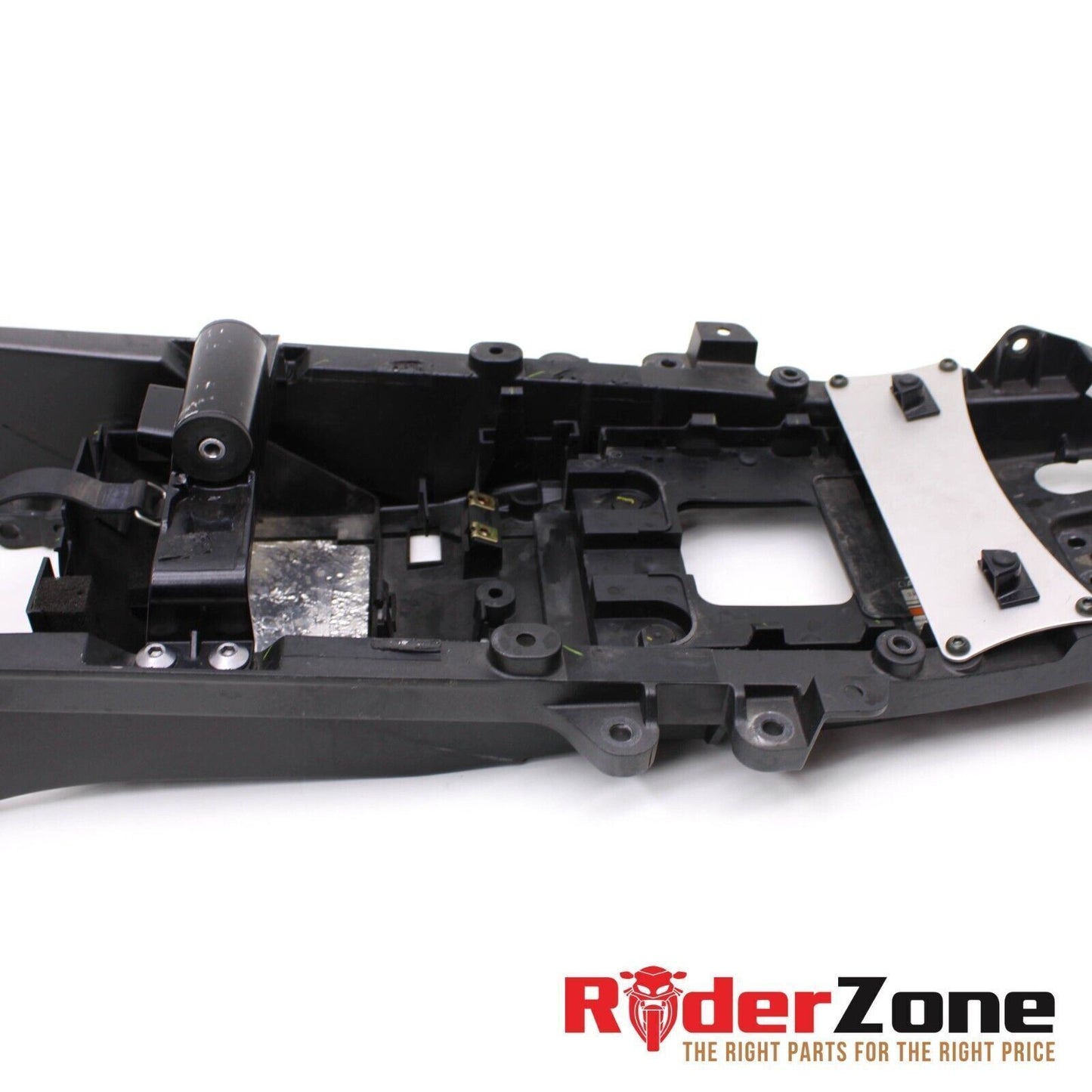 2006 2007 YAMAHA YZF R6 SUBFRAME REAR TAIL FRAME BATTERY TRAY STOCK STRAIGHT