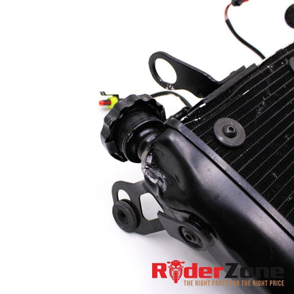 2013 - 2015 DUCATI HYPERMOTARD RADIATOR ENGINE COOLER RADIATER COOLING STOCK 821