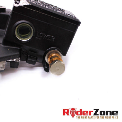 2014 - 2016 YAMAHA FZ09 FRONT BRAKE MASTER CYLINDER RESERVOIR STOCK FRONT