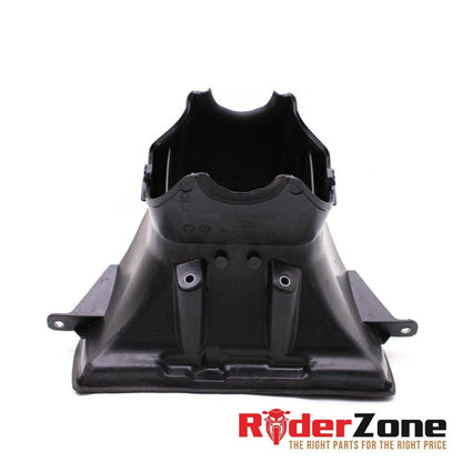 2019 - 2022 BMW S1000RR AIR DUCT FRONT INTAKE SCOOP VENT CENTER AIR FLOW RAM