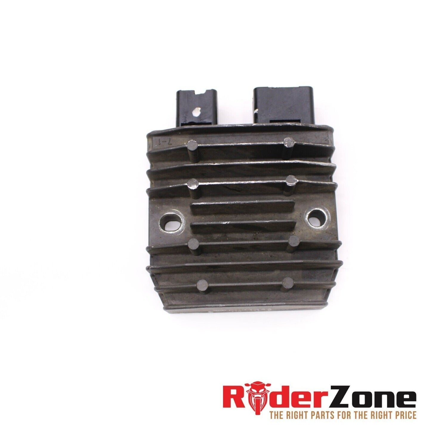 2008 - 2013 HONDA CBR1000RR VOLTAGE REGULATOR RECTIFIER GOOD 31600-KVZ-631