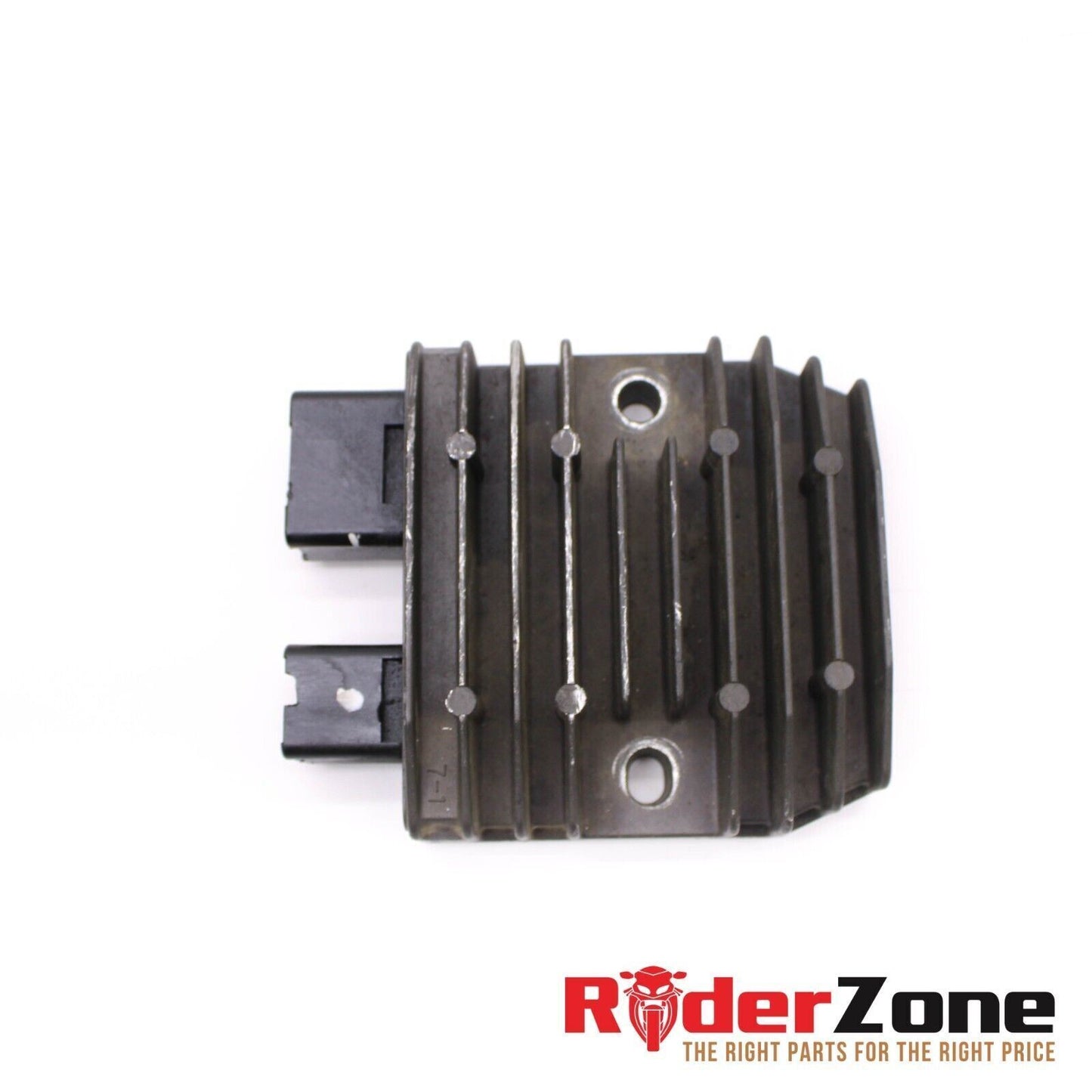 2008 - 2013 HONDA CBR1000RR VOLTAGE REGULATOR RECTIFIER GOOD 31600-KVZ-631