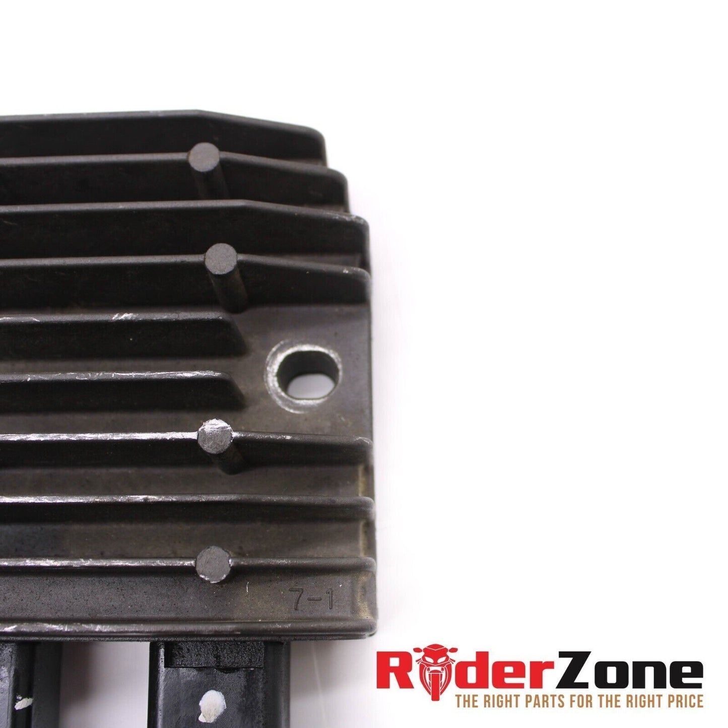 2008 - 2013 HONDA CBR1000RR VOLTAGE REGULATOR RECTIFIER GOOD 31600-KVZ-631