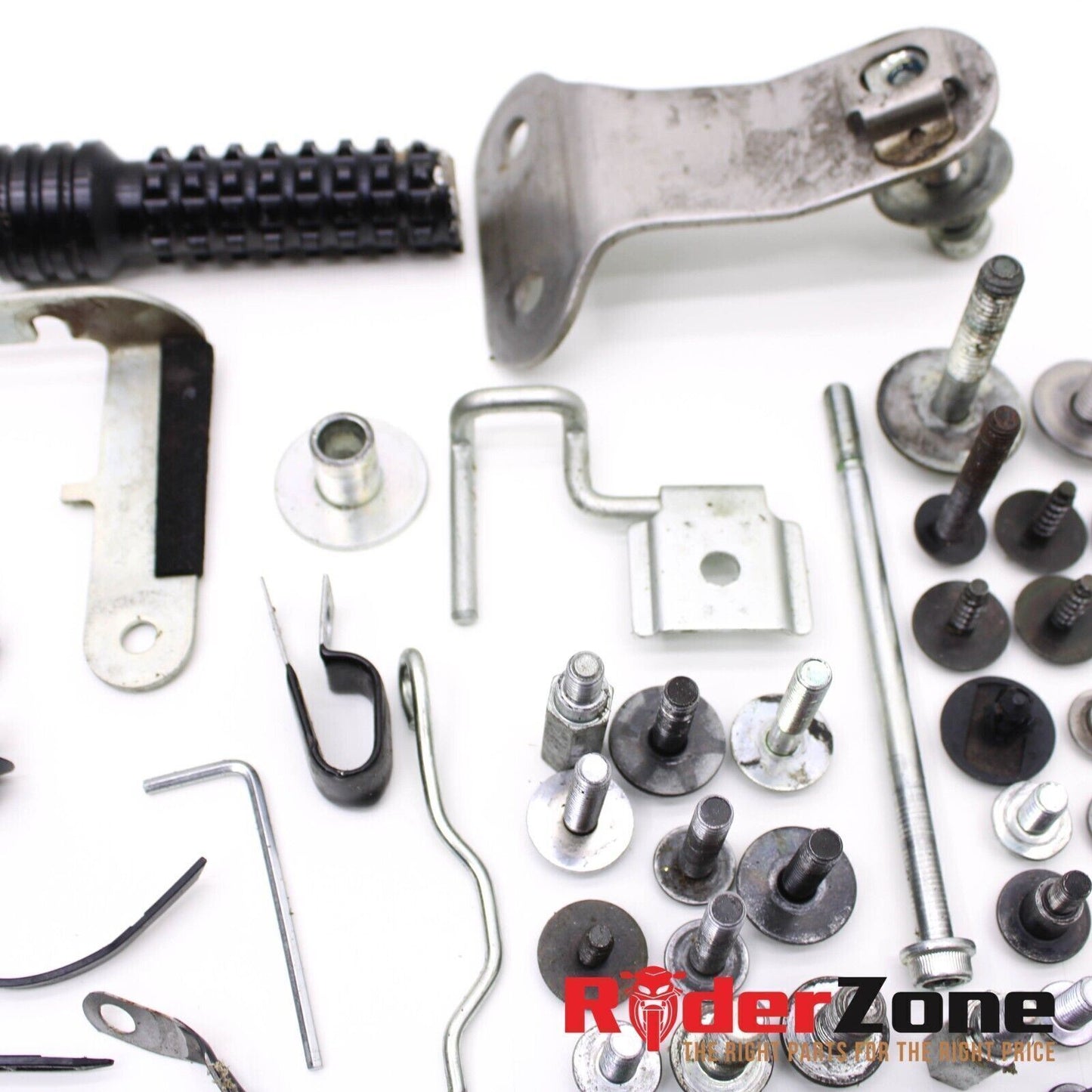 2008 2009 SUZUKI GSXR600 GSXR750 HARDWARE SET BOLTS SCREWS  FAIRING BRACKET