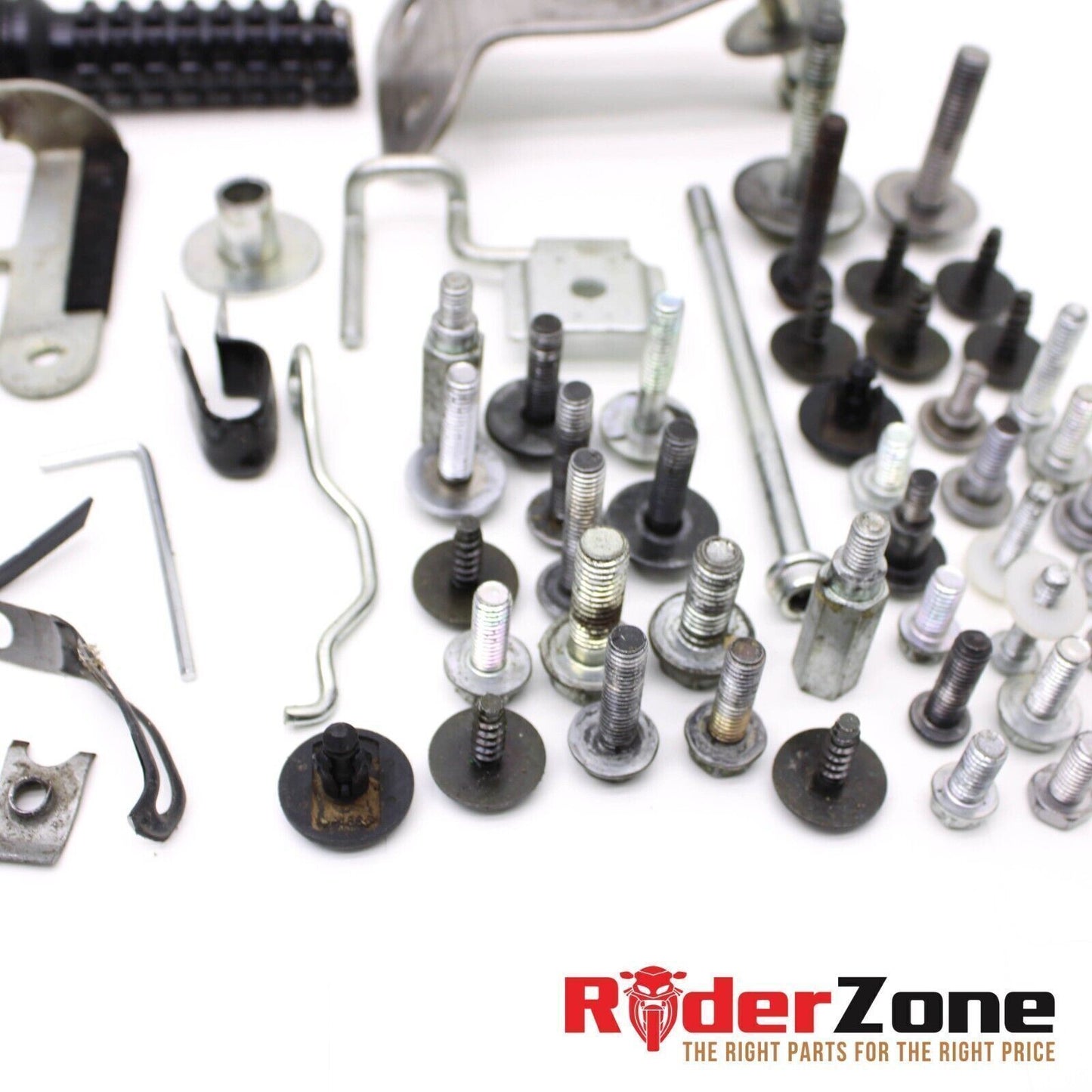 2008 2009 SUZUKI GSXR600 GSXR750 HARDWARE SET BOLTS SCREWS  FAIRING BRACKET