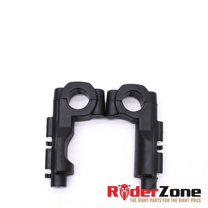 2013 - 2015 DUCATI HYPERMOTARD GUARD MOUNTS BRACKET LEFT RIGHT STOCK STRAIGHT OE