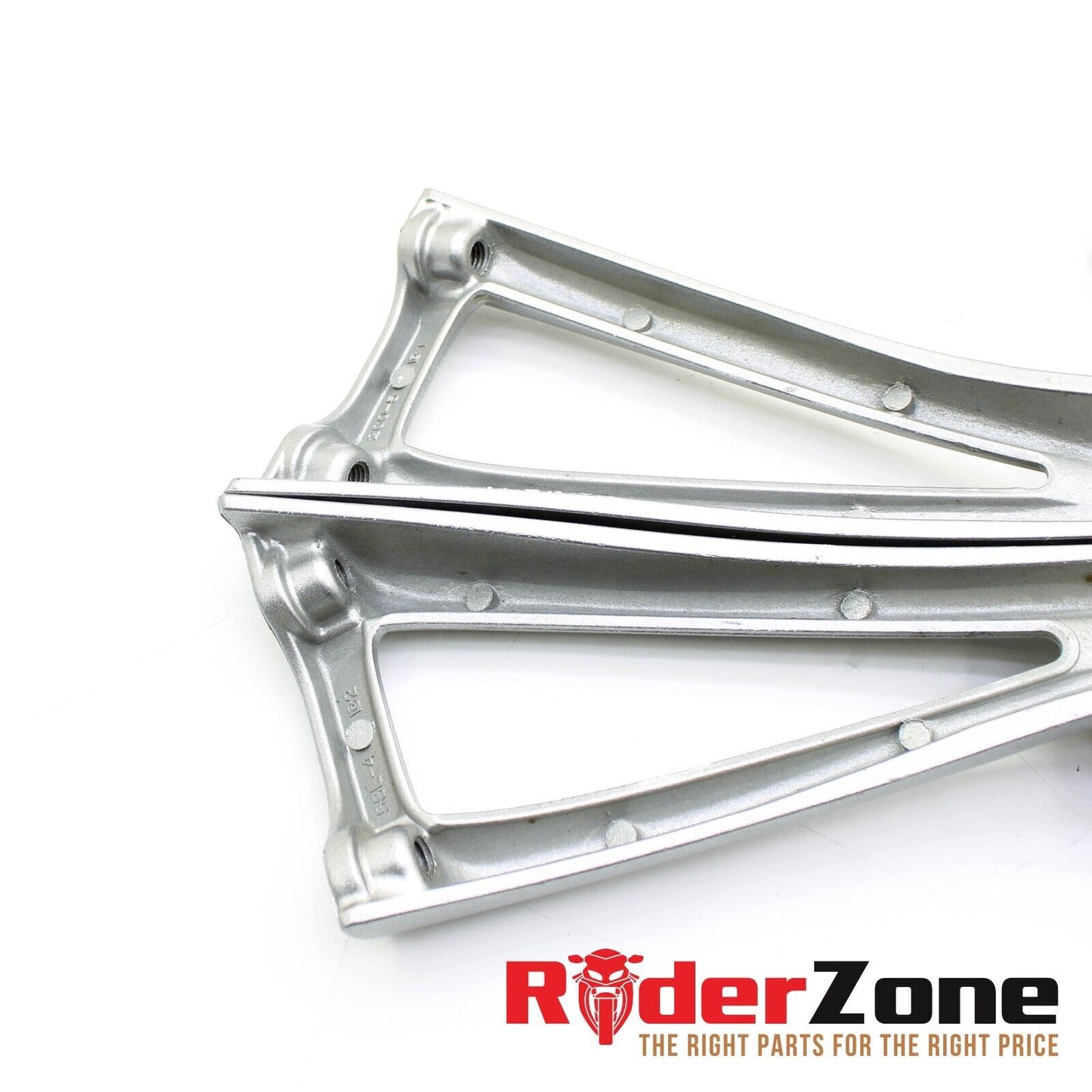 2006 - 2016 YAMAHA YZF R6 PASSENGER PEGS REAR LEFT RIGHT BACK SET PAIR SILVER