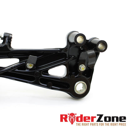 2015 2016 KTM RC390 RIGHT REARSET REAR SET BLACK FOOT PEG CONTROL STOCK