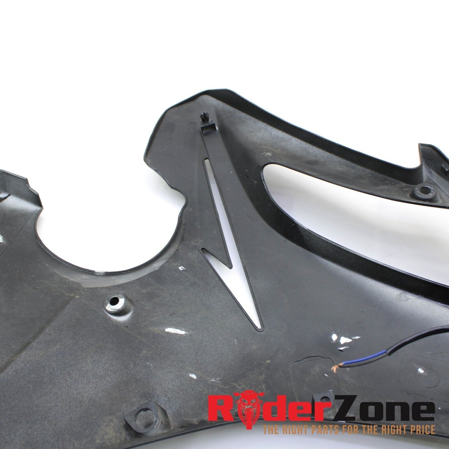 06 - 2008 TRIUMPH DAYTONA 675 LEFT MID FAIRING BLACK COWLING PLASTIC BODY PANEL