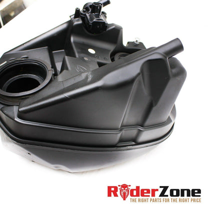 2016 - 2018 DUCATI HYPERMOTARD AIRBOX AIR INTAKE FILTER BOX ENGINE OEM 939