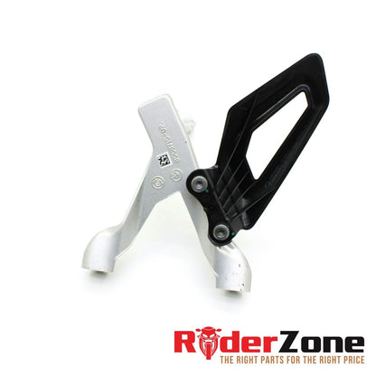 2020 - 2023 BMW S1000RR LEFT REARSET PEDAL PEG FOOTREST BRACKET SILVER GUARD