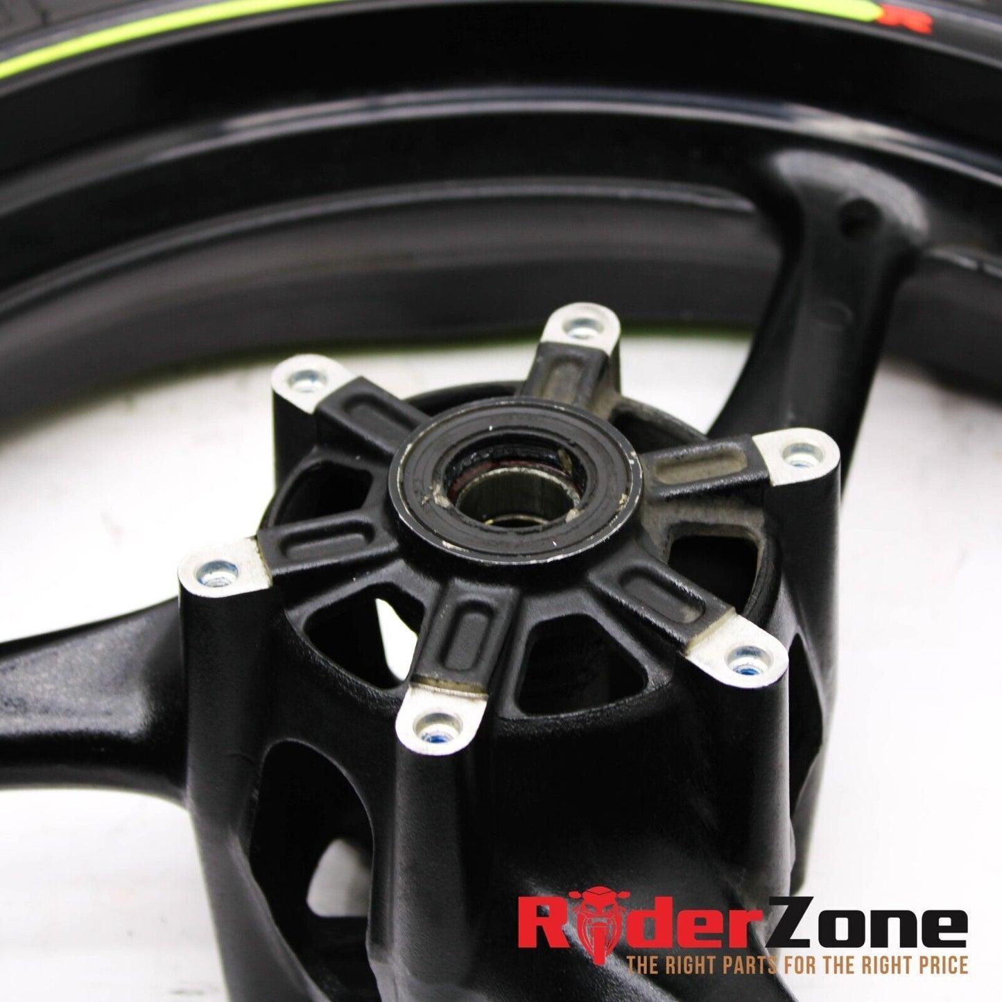 2011 - 2021 SUZUKI GSXR600 GSXR750 FRONT WHEEL RIM BRIDGESTONE TIRE BLACK GOOD