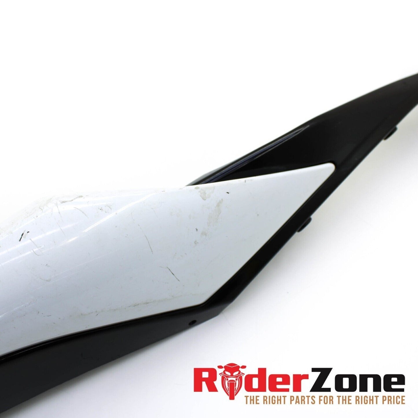 08 09 SUZUKI GSXR600 GSXR750 RIGHT TAIL FAIRING BACK SUB FRAME WHITE BLINKER OEM