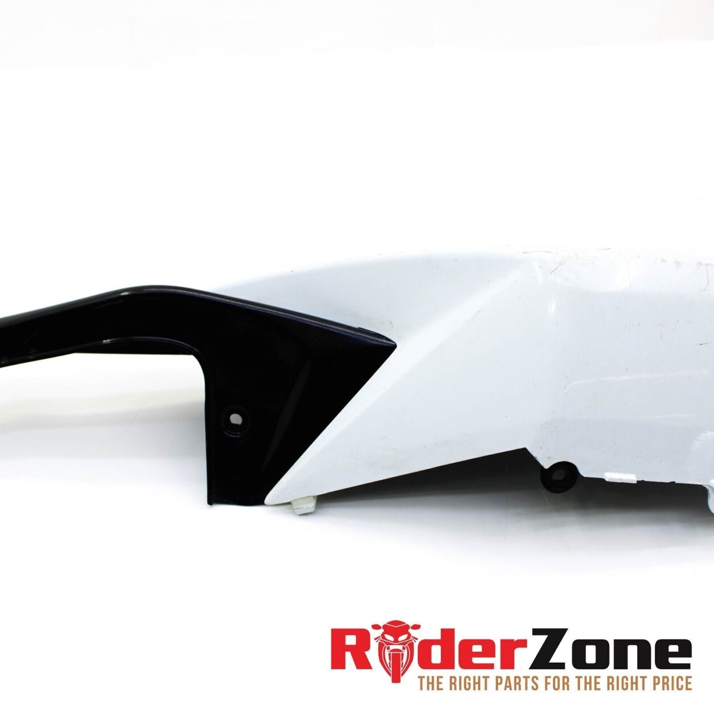 08 09 SUZUKI GSXR600 GSXR750 RIGHT TAIL FAIRING BACK SUB FRAME WHITE BLINKER OEM