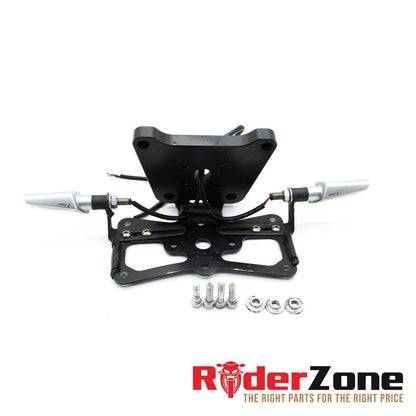 2009 - 2012 DUCATI STREETFIGHTER S SOPORTE DE LA PLACA DE INTERMITENTES TRASEROS HARDWARE 