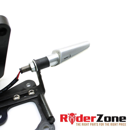 2009 - 2012 DUCATI STREETFIGHTER S SOPORTE DE LA PLACA DE INTERMITENTES TRASEROS HARDWARE 