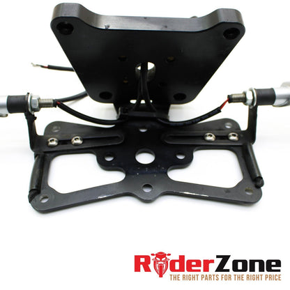 2009 - 2012 DUCATI STREETFIGHTER S SOPORTE DE LA PLACA DE INTERMITENTES TRASEROS HARDWARE 
