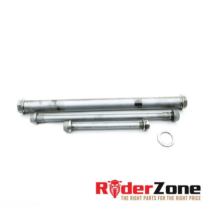 2009 - 2012 DUCATI STREETFIGHTER S DESLIZANTES DE SOPORTE DEL CHASIS HARDWARE DEL MOTOR OEM 