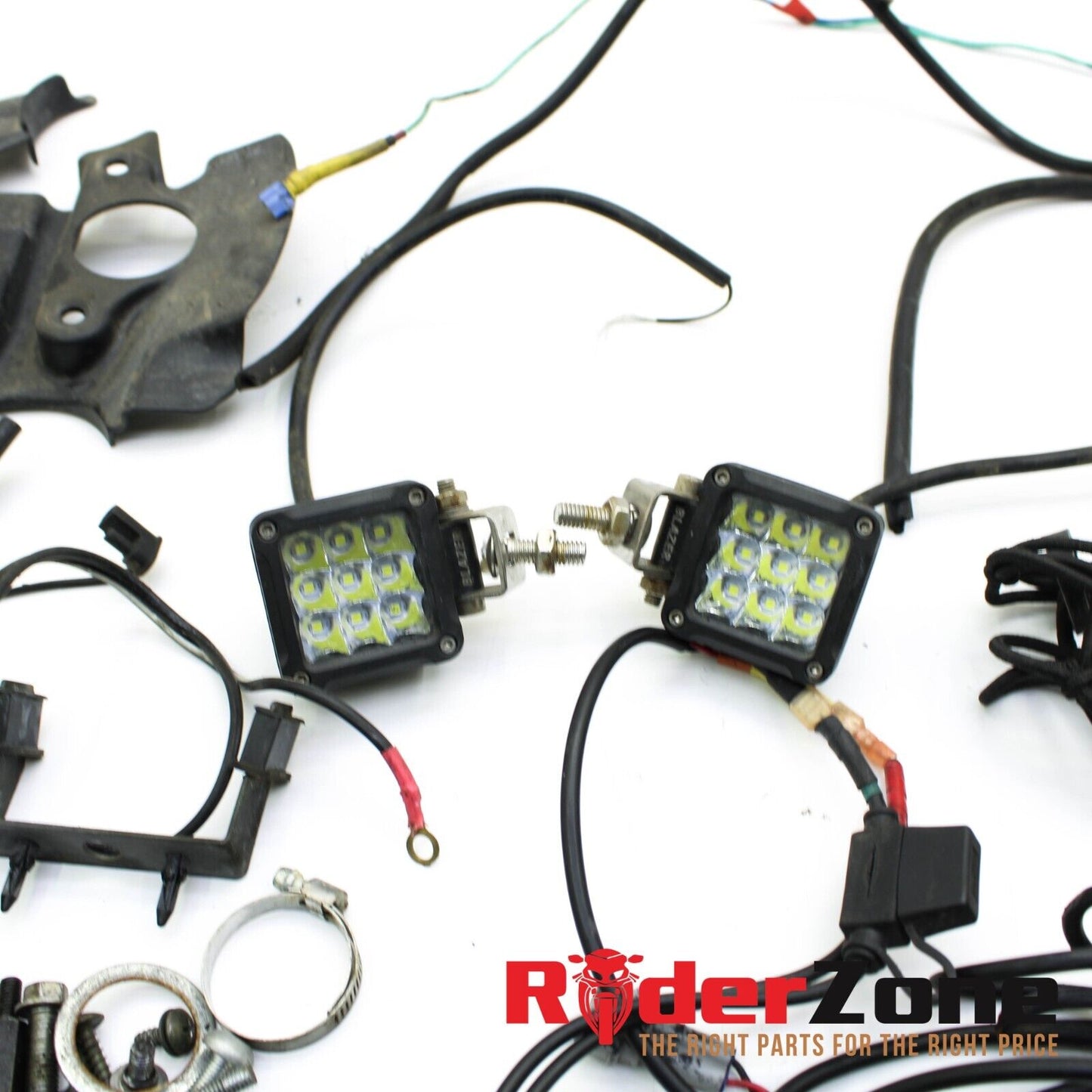 2005 2006 SUZUKI GSXR 1000 BOLTS SET PARTS AND HARDWARE NUTS LIGHTS HORN MOUNTS