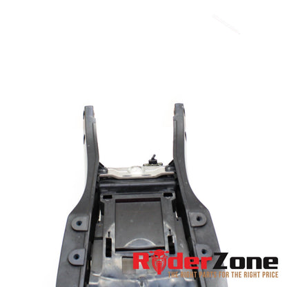 2007 2008 SUZUKI GSXR 1000 SUBFRAME REAR FRAME PLASTIC BATTERY TRAY STRAIGHT
