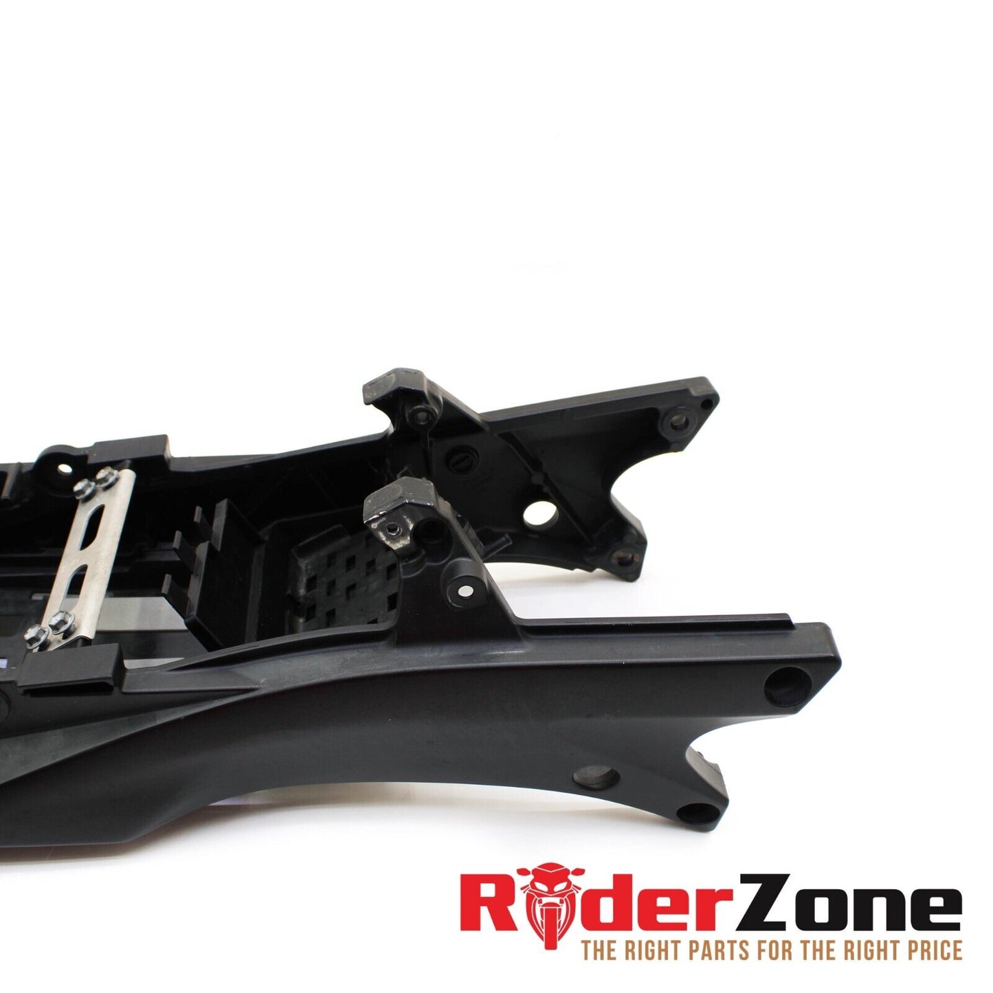 2007 2008 SUZUKI GSXR 1000 SUBFRAME REAR FRAME PLASTIC BATTERY TRAY STRAIGHT