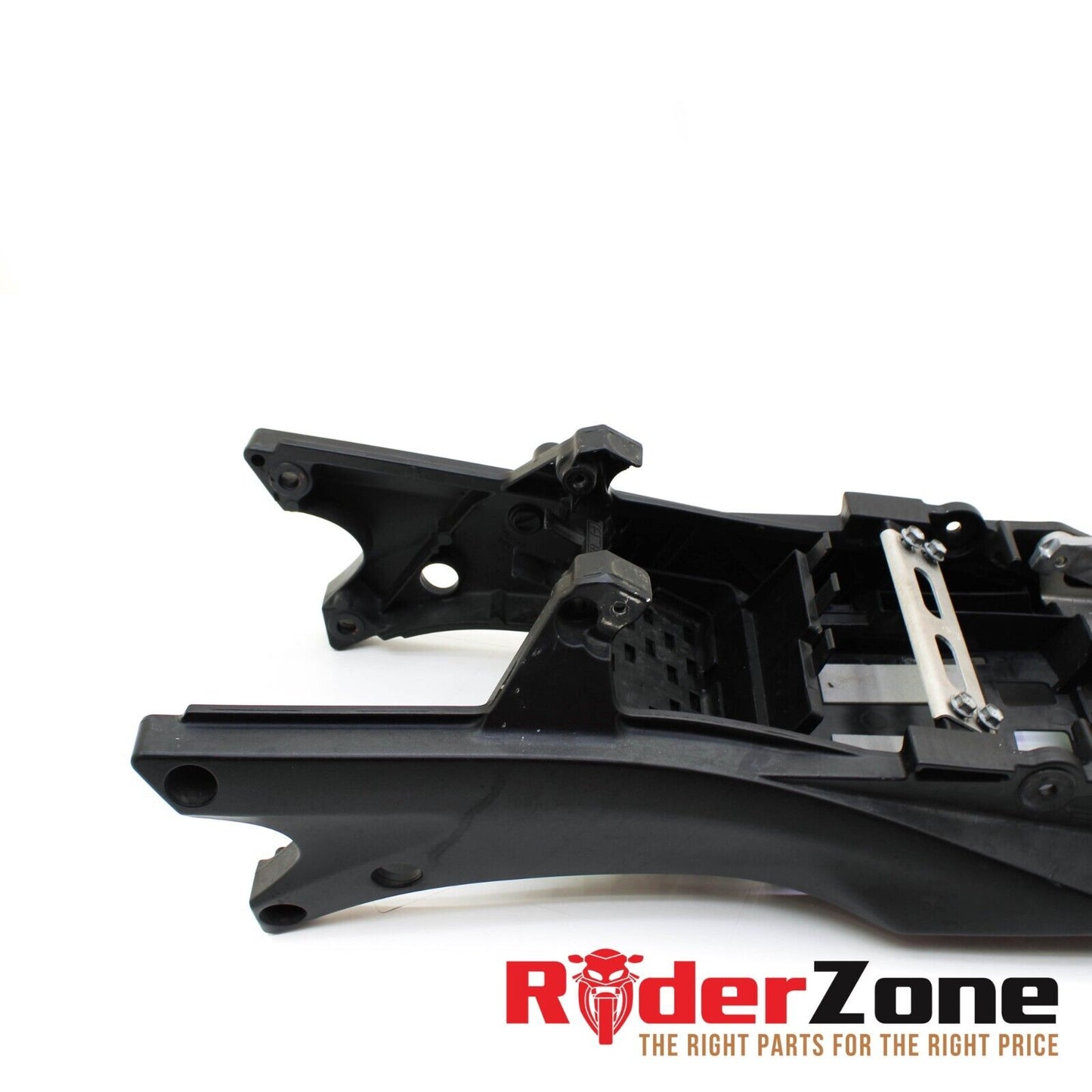 2007 2008 SUZUKI GSXR 1000 SUBFRAME REAR FRAME PLASTIC BATTERY TRAY STRAIGHT