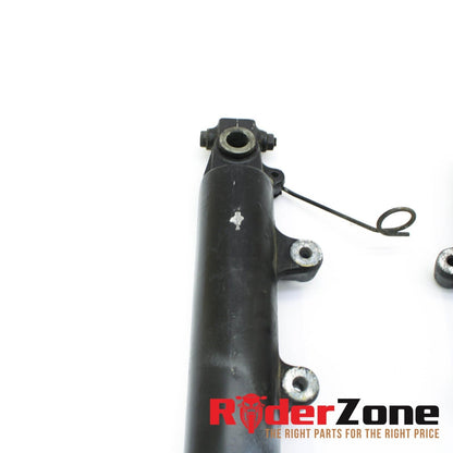 1985 SUZUKI GSXR 750 FORKS FRONT SUSPENSION TRIPLE TREE RIGHT LEFT STRAIGHT