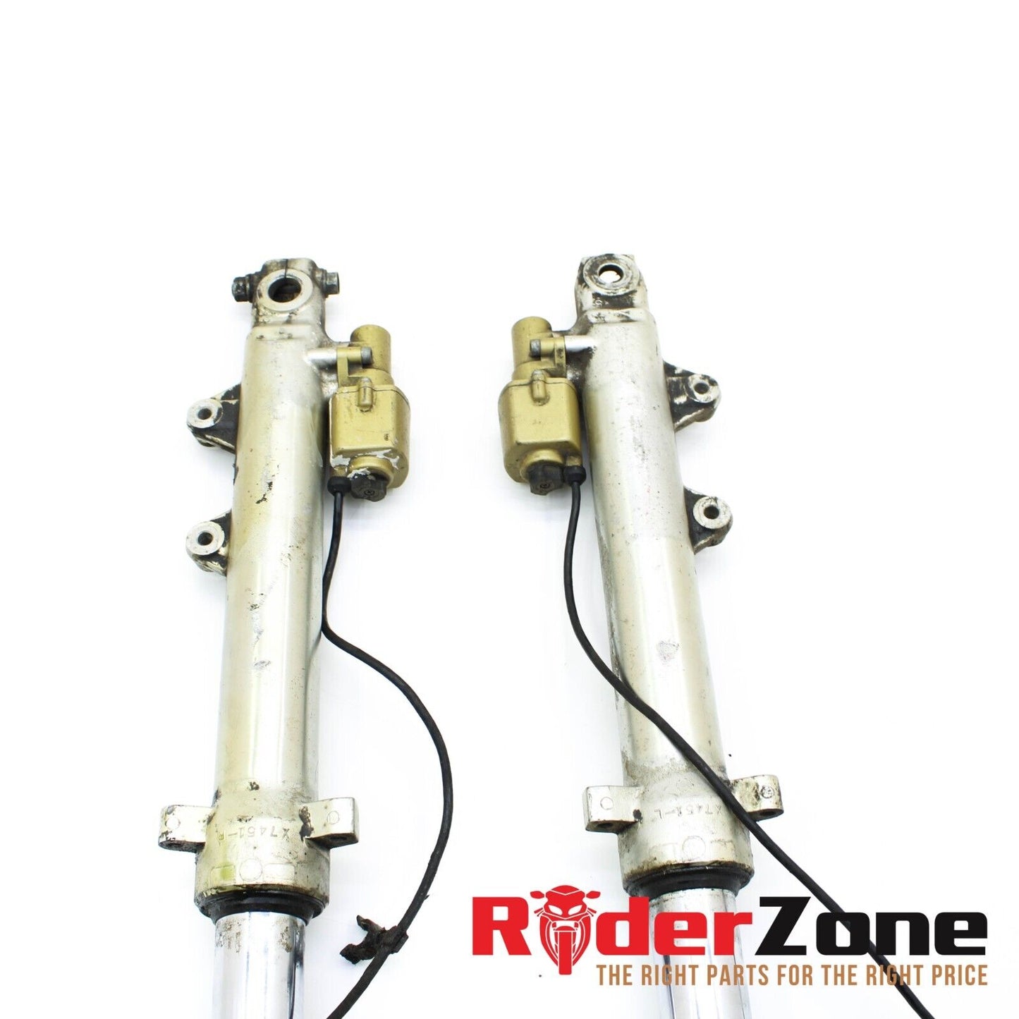 1985 1986 SUZUKI GSXR750 FORKS FRONT SUSPENSION TRIPLE TREE CLAMP STRAIGHT