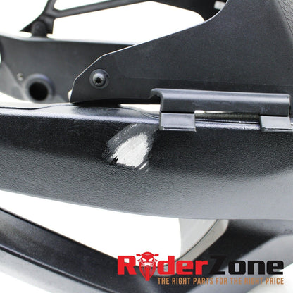 2020 - 2023 BMW S1000RR BRAZO OSCILANTE TRASERO GUARDABARROS TRASERO NEGRO GUÍA DE CADENA 