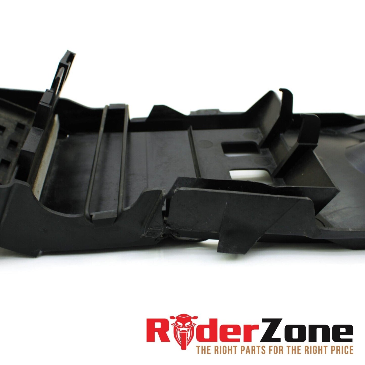 2006 2007 SUZUKI GSXR600 GSXR750 BATTERY TRAY TAIL PLASTIC INSERT BLACK STOCK