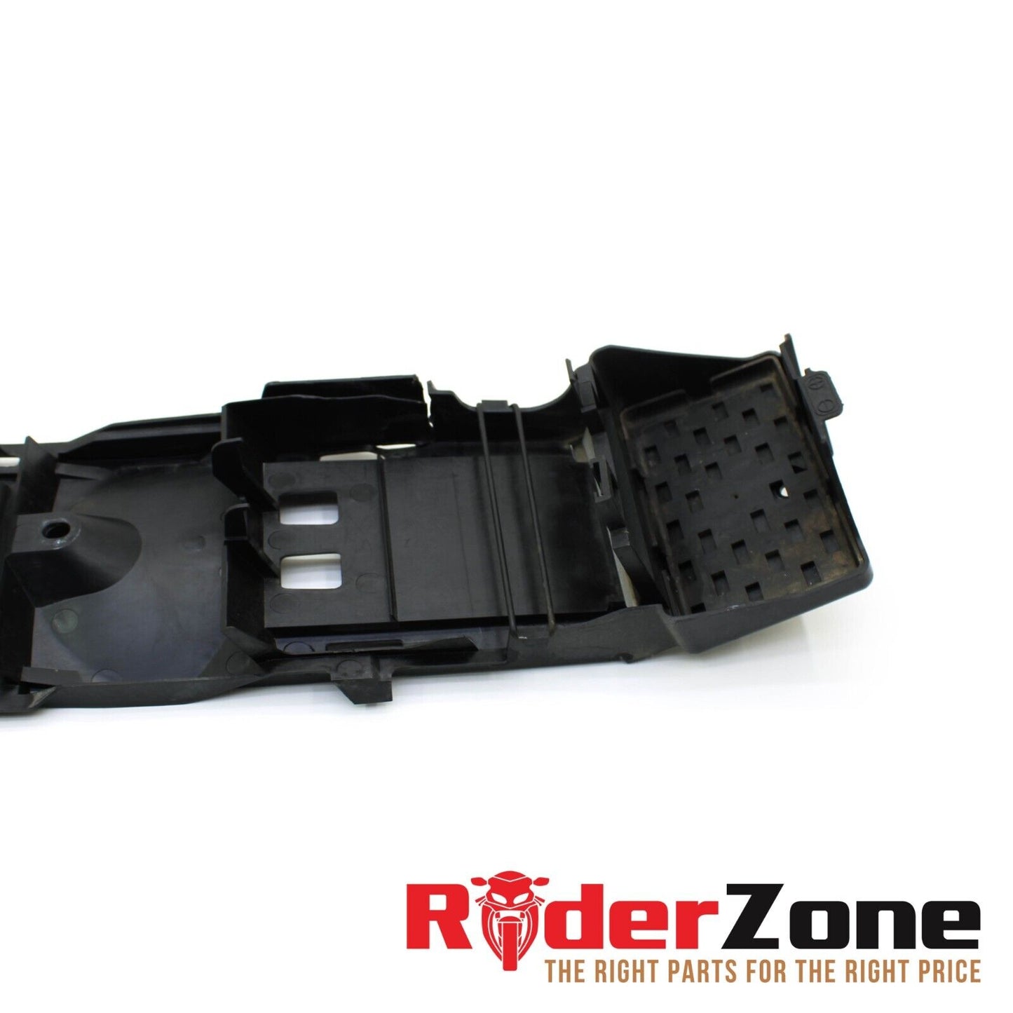 2006 2007 SUZUKI GSXR600 GSXR750 BATTERY TRAY TAIL PLASTIC INSERT BLACK STOCK